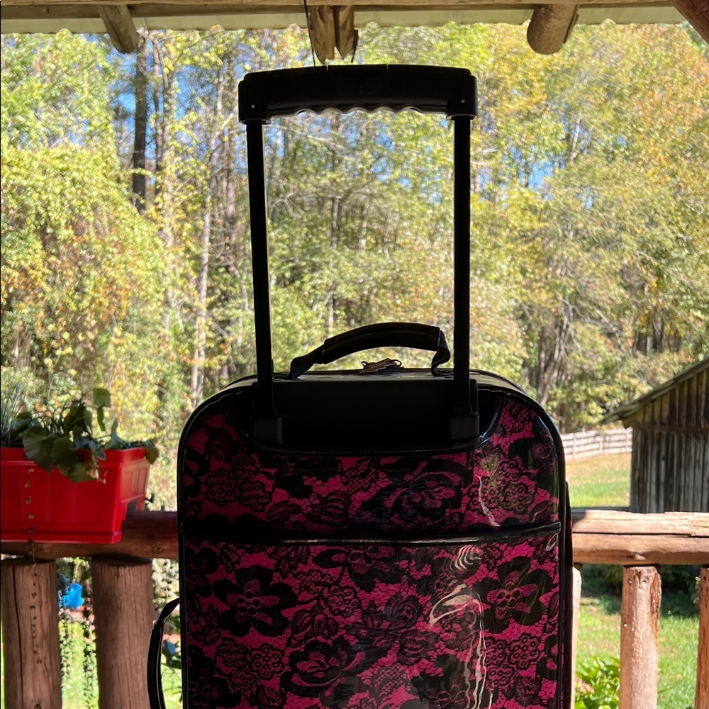 Betsey Johnson Betseyville Pink and Black patent leather Floral 20” suitcase. - Picture 6 of 11
